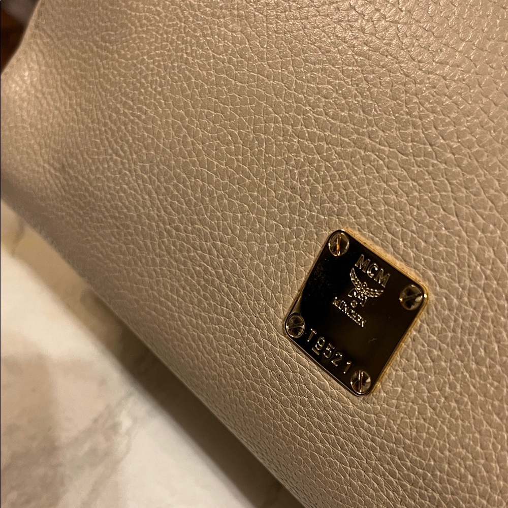 MCM Beige Leather Satchel with Gold Accents - Picture 4 of 16